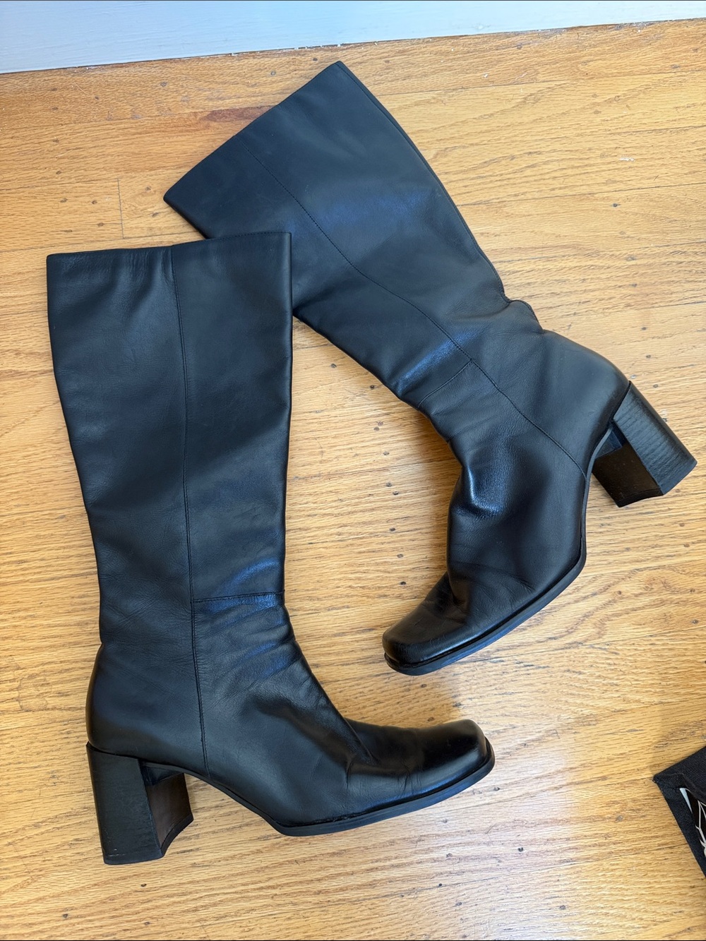 Vintage Nine West Tall Leather Square Toe Boot Block Heel Black Abound Y2K 9